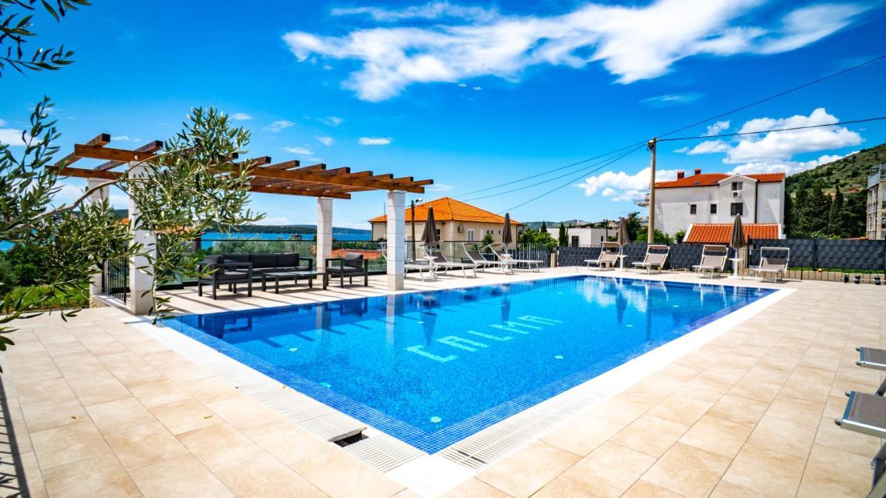 Calma Apartments トロギール エクステリア 写真