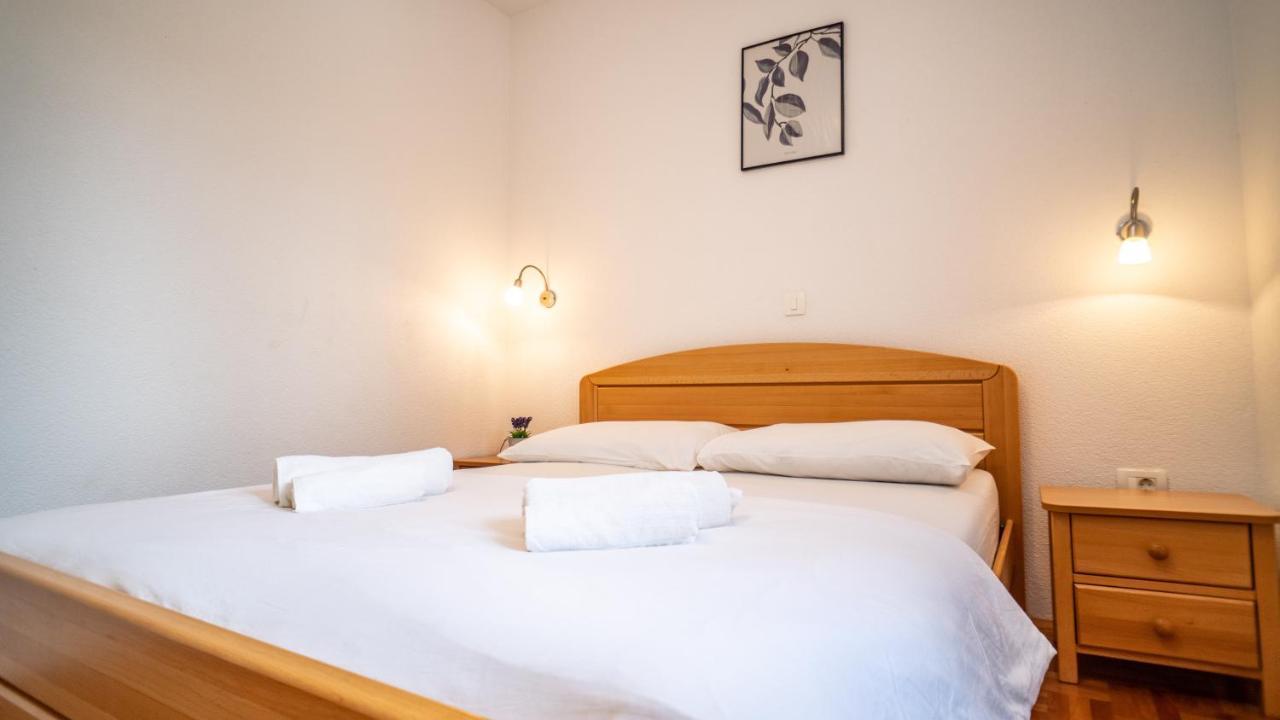 Calma Apartments トロギール エクステリア 写真