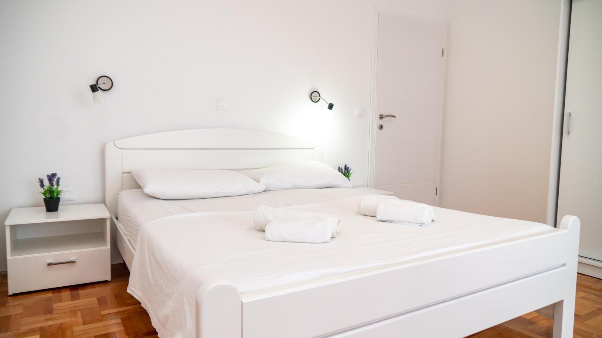 Calma Apartments トロギール エクステリア 写真